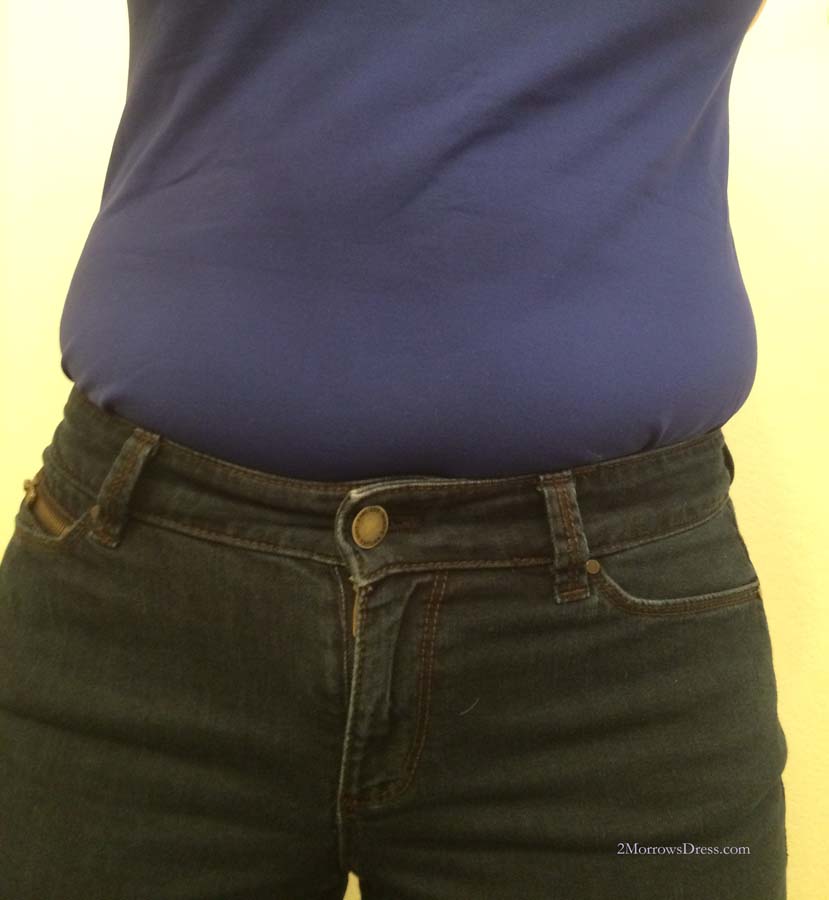 Low rise jeans 3 inches from the natural waist, resulting in muffin top